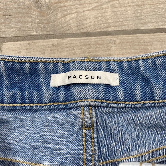 High Waisted Daisy Denim PacSun Mom Shorts - Picture 7 of 11
